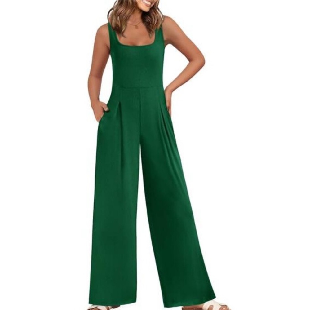 Woman’s Jumpsuits Sleeveless Square Neck in Green *NEW* - Picture 2 of 4